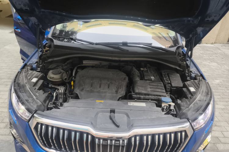 Used Skoda Kodiaq 2022 TSI330 7-Seater Two-Wheel-Drive Luxury Edition Engine Bay