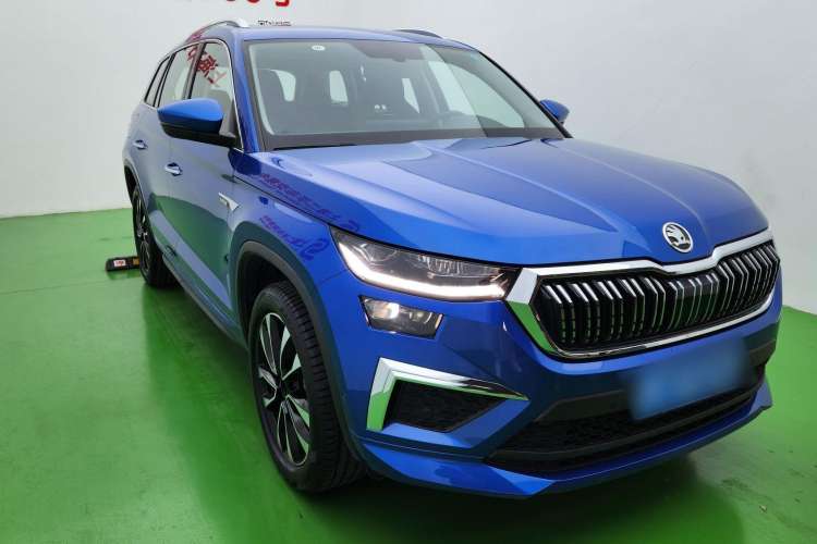 Used Skoda Kodiaq 2022 TSI330 7-Seater Two-Wheel-Drive Luxury Edition Exterior 2