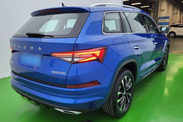 Used Skoda Kodiaq 2022 TSI330 7-Seater Two-Wheel-Drive Luxury Edition Exterior 5