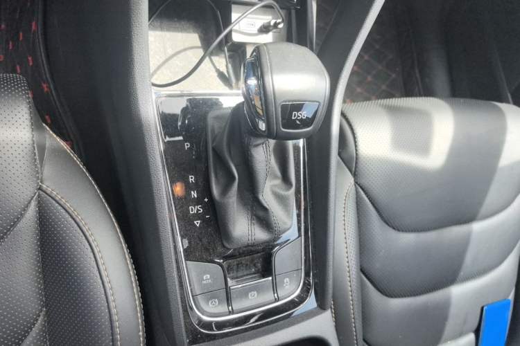 Used Skoda Kodiaq 2022 TSI330 5-Seater Two-Wheel-Drive Luxury Edition Gear Lever