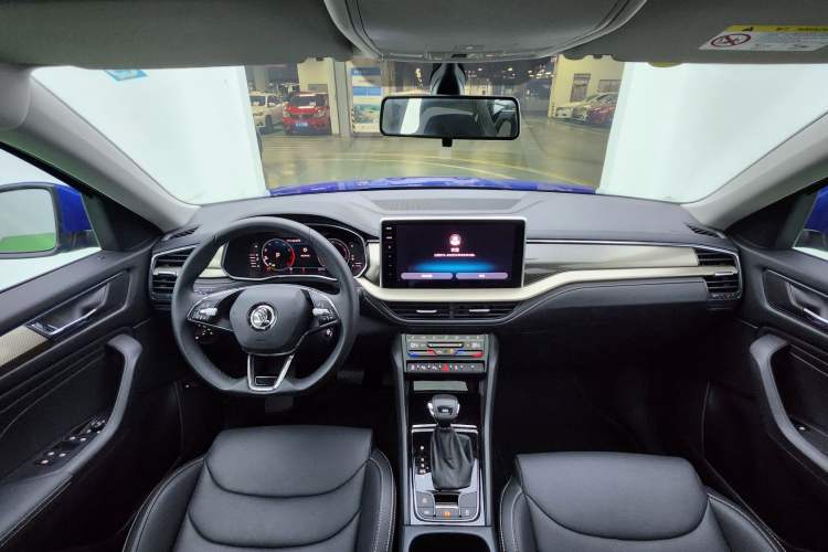 Used Skoda Kodiaq 2022 TSI330 7-Seater Two-Wheel-Drive Luxury Edition Interior 1