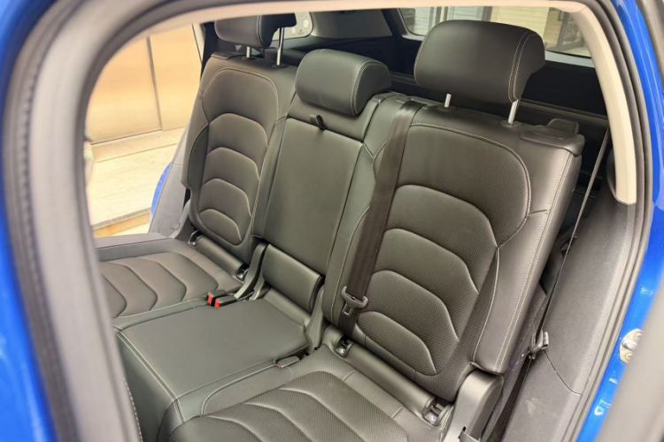 Used Skoda Kodiaq 2022 TSI330 7-Seater Two-Wheel-Drive Luxury Edition Interior 3