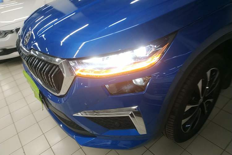 Used Skoda Kodiaq 2022 TSI330 7-Seater Two-Wheel-Drive Luxury Edition Left Front Headlight