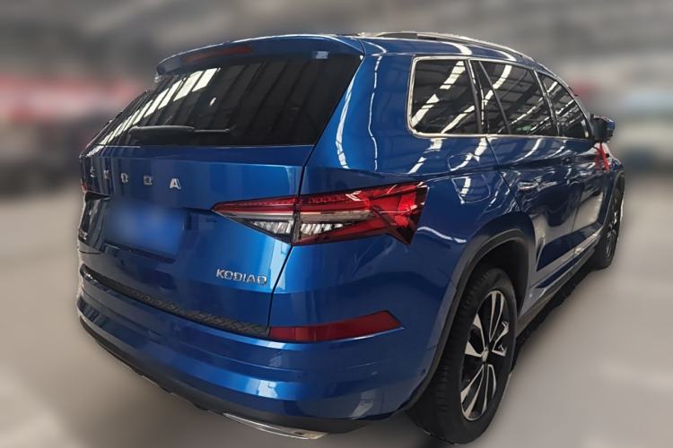 Used Skoda Kodiaq 2022 TSI330 5-Seater Two-Wheel-Drive Luxury Edition Rear Right 45 Deg