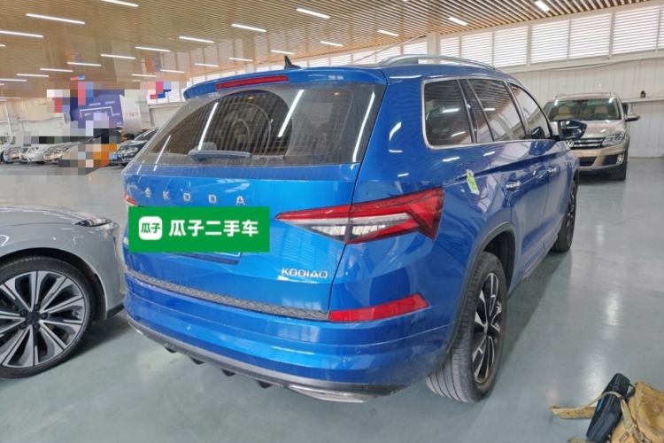 Used Skoda Kodiaq 2022 TSI330 7-Seater Two-Wheel-Drive Luxury Edition Rear Right 45 Deg