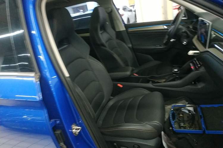 Used Skoda Kodiaq 2022 TSI330 7-Seater Two-Wheel-Drive Luxury Edition Right Front Seat