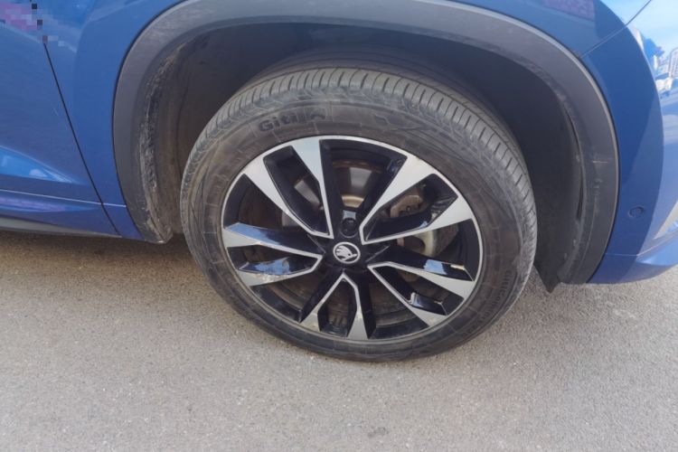 Used Skoda Kodiaq 2022 TSI330 7-Seater Two-Wheel-Drive Luxury Edition Right Front Wheel Hub