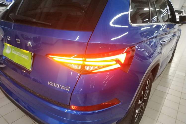 Used Skoda Kodiaq 2022 TSI330 7-Seater Two-Wheel-Drive Luxury Edition Right Rear Taillight