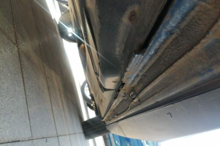 Used Skoda Kodiaq 2022 TSI330 7-Seater Two-Wheel-Drive Luxury Edition Right Side Sill