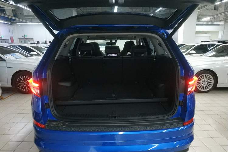 Used Skoda Kodiaq 2022 TSI330 7-Seater Two-Wheel-Drive Luxury Edition Trunk