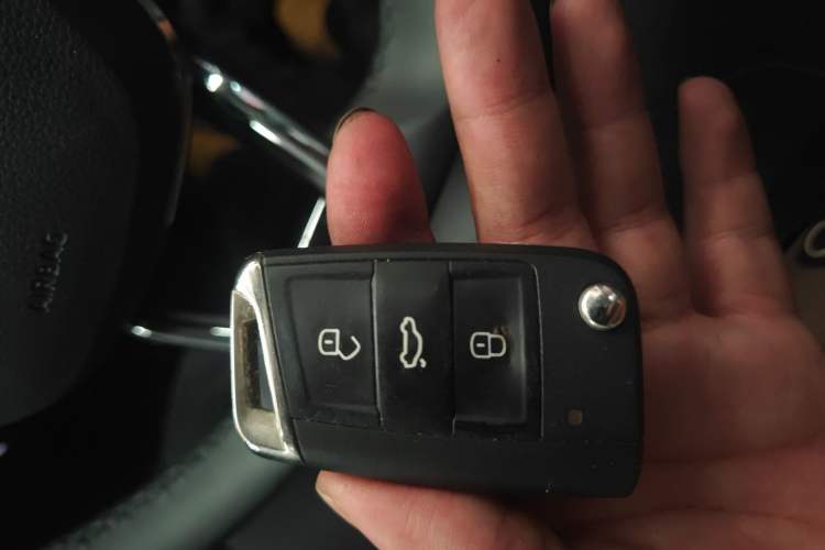 Used Skoda Kodiaq 2022 TSI330 5-Seater Two-Wheel-Drive Luxury Edition Vehicle Key