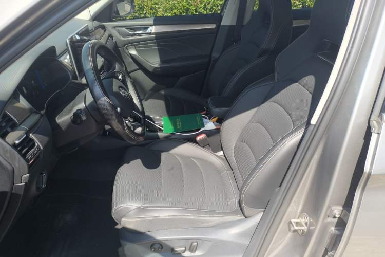 Used Skoda Kodiaq 2022 Restyled TSI330 7-Seater Two-Wheel-Drive Luxury Edition Left Front Seat