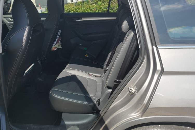 Used Skoda Kodiaq 2022 Restyled TSI330 7-Seater Two-Wheel-Drive Luxury Edition Left Rear Seat