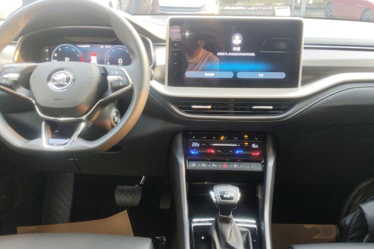 Used Skoda Kodiaq 2022 TSI330 5-Seater Two-Wheel-Drive Luxury Edition Center Console