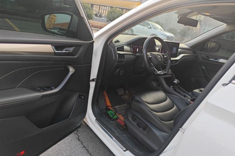 Used Skoda Kodiaq 2022 TSI330 5-Seater Two-Wheel-Drive Luxury Edition Driver Seat