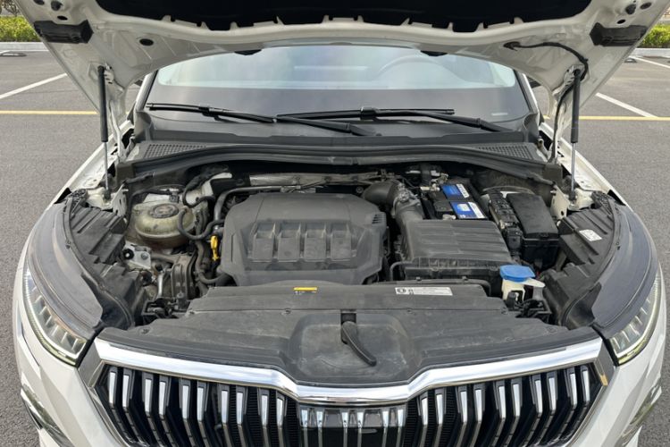 Used Skoda Kodiaq 2022 TSI330 7-Seater Two-Wheel-Drive Luxury Edition Engine Bay