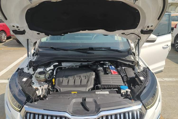 Used Skoda Kodiaq 2022 TSI330 5-Seater Two-Wheel-Drive Luxury Edition Engine Bay