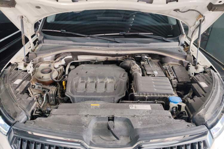 Used Skoda Kodiaq 2022 TSI330 7-Seater Two-Wheel-Drive Luxury Edition Engine Bay