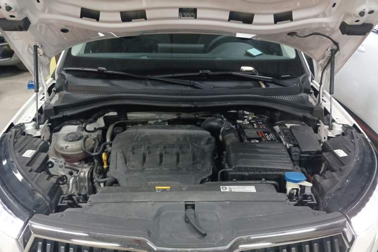 Used Skoda Kodiaq 2022 TSI330 5-Seater Two-Wheel-Drive Luxury Edition Engine Bay