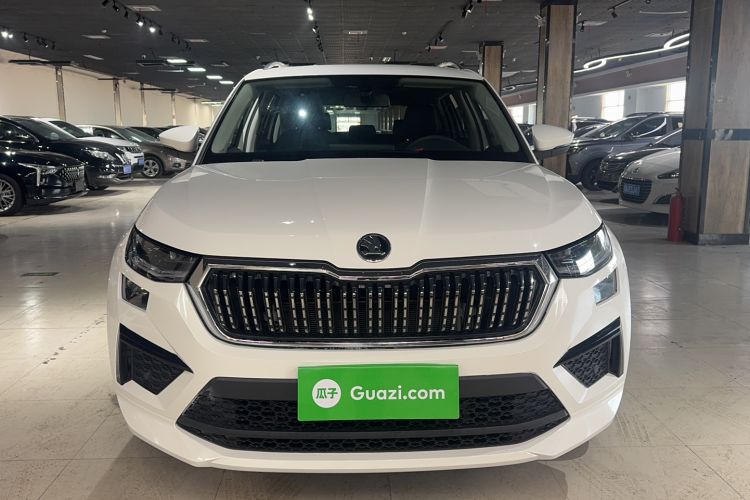 Used Skoda Kodiaq 2022 Facelifted TSI330 5-Seater Two-Wheel-Drive Luxury Edition Exterior 1