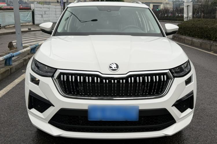 Used Skoda Kodiaq 2022 TSI330 5-Seater Two-Wheel-Drive Luxury Edition Exterior 6