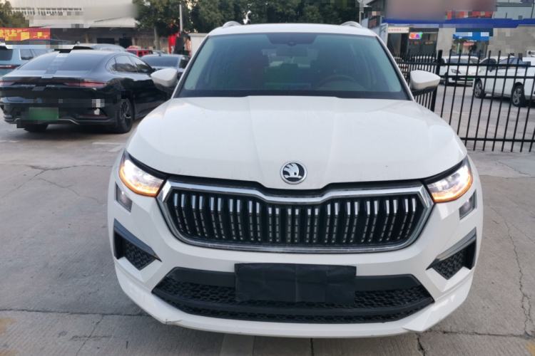 Used Skoda Kodiaq 2022 Facelifted TSI330 5-Seater Two-Wheel-Drive Luxury Edition Front