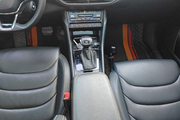 Used Skoda Kodiaq 2022 TSI330 5-Seater Two-Wheel-Drive Luxury Edition Gear Lever