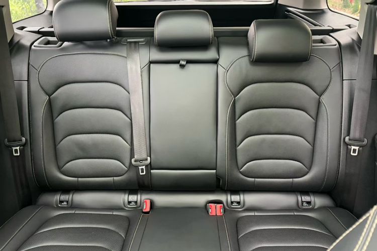 Used Skoda Kodiaq 2022 TSI330 5-Seater Two-Wheel-Drive Luxury Edition Interior 1