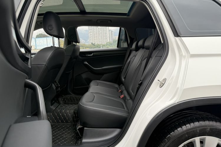 Used Skoda Kodiaq 2022 TSI330 5-Seater Two-Wheel-Drive Luxury Edition Interior 2
