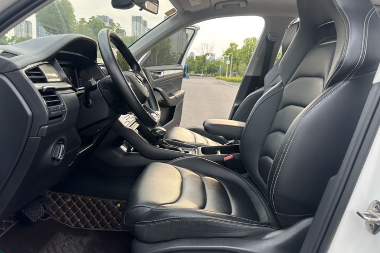 Used Skoda Kodiaq 2022 TSI330 7-Seater Two-Wheel-Drive Luxury Edition Interior 3