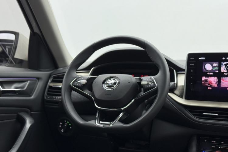 Used Skoda Kodiaq 2022 TSI330 7-Seater Two-Wheel-Drive Luxury Edition Interior 3