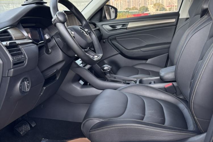 Used Skoda Kodiaq 2022 Restyled TSI330 7-Seater Two-Wheel-Drive Luxury Edition Interior 6
