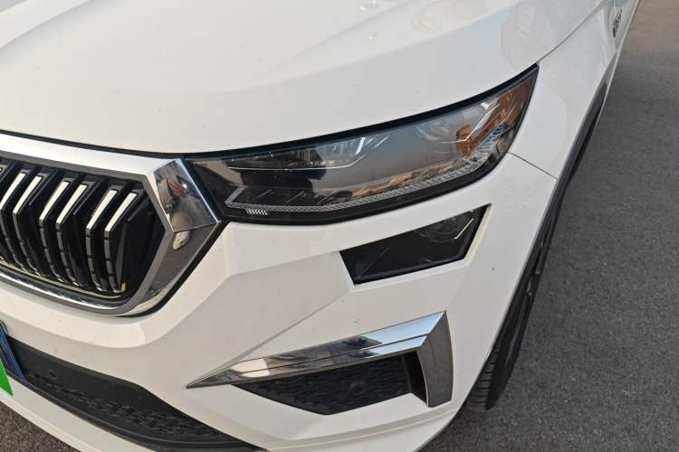 Used Skoda Kodiaq 2022 TSI330 5-Seater Two-Wheel-Drive Luxury Edition Left Front Headlight
