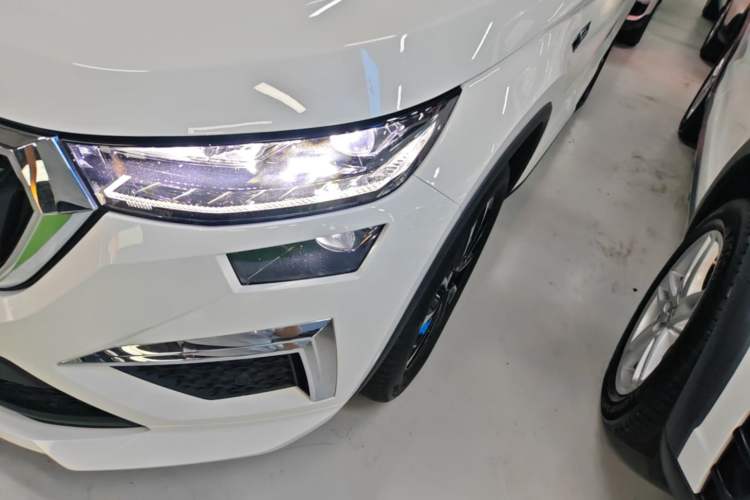Used Skoda Kodiaq 2022 TSI330 5-Seater Two-Wheel-Drive Luxury Edition Left Front Headlight