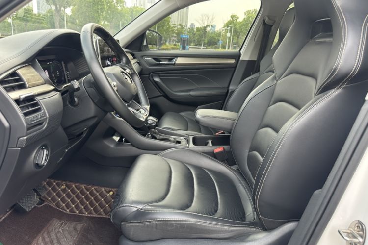 Used Skoda Kodiaq 2022 TSI330 7-Seater Two-Wheel-Drive Luxury Edition Left Front Seat