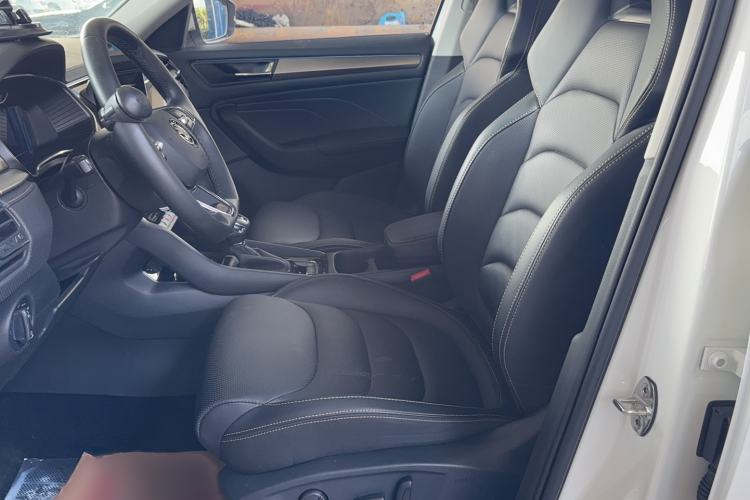 Used Skoda Kodiaq 2022 Restyled TSI330 7-Seater Two-Wheel-Drive Luxury Edition Left Front Seat