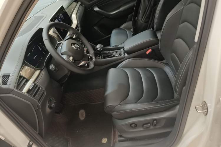 Used Skoda Kodiaq 2022 TSI330 7-Seater Two-Wheel-Drive Luxury Edition Left Front Seat