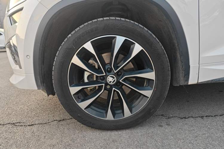 Used Skoda Kodiaq 2022 TSI330 5-Seater Two-Wheel-Drive Luxury Edition Left Front Wheel Hub
