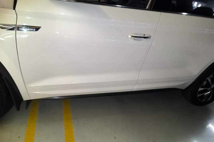 Used Skoda Kodiaq 2022 TSI330 7-Seater Two-Wheel-Drive Luxury Edition Left Side Sill
