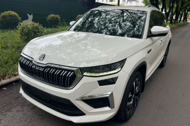Used Skoda Kodiaq 2022 TSI330 5-Seater Two-Wheel-Drive Luxury Edition