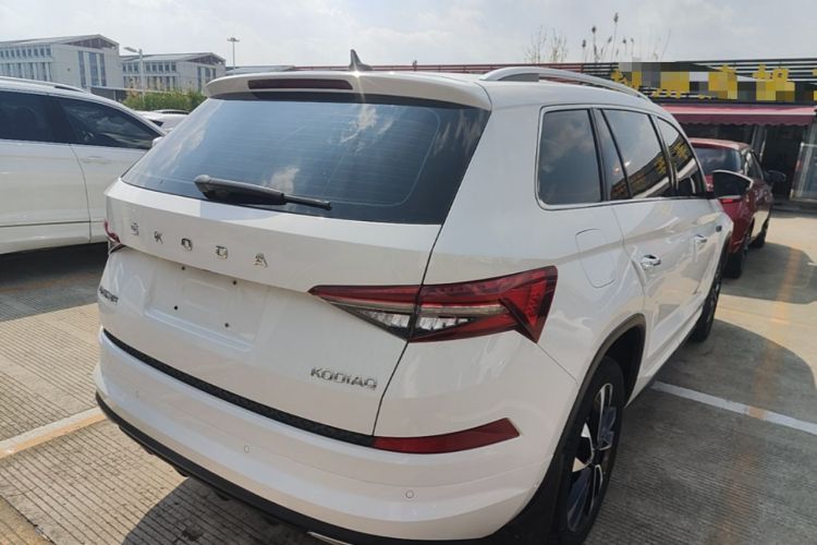 Used Skoda Kodiaq 2022 TSI330 5-Seater Two-Wheel-Drive Luxury Edition Rear Right 45 Deg