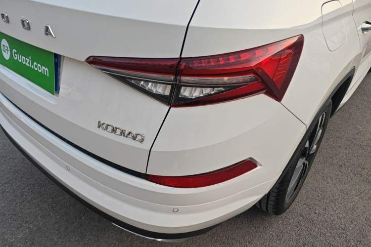 Used Skoda Kodiaq 2022 TSI330 5-Seater Two-Wheel-Drive Luxury Edition Right Rear Taillight