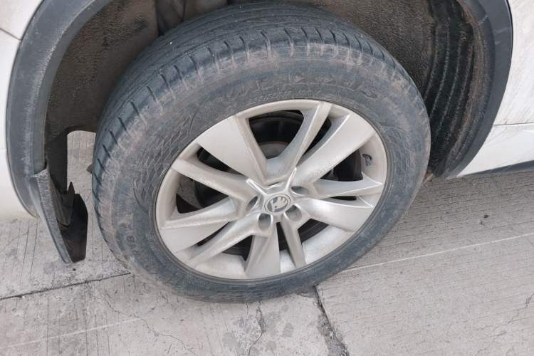 Used Skoda Kodiaq 2022 Facelifted TSI330 5-Seater Two-Wheel-Drive Luxury Edition Right Rear Wheel Hub