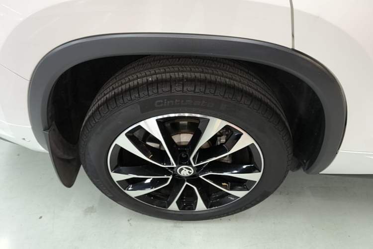 Used Skoda Kodiaq 2022 TSI330 7-Seater Two-Wheel-Drive Luxury Edition Right Rear Wheel Hub