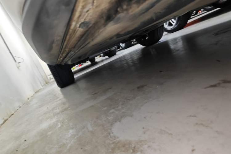 Used Skoda Kodiaq 2022 TSI330 5-Seater Two-Wheel-Drive Luxury Edition Right Side Sill