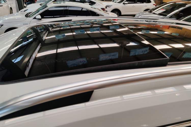 Used Skoda Kodiaq 2022 TSI330 7-Seater Two-Wheel-Drive Luxury Edition Roof