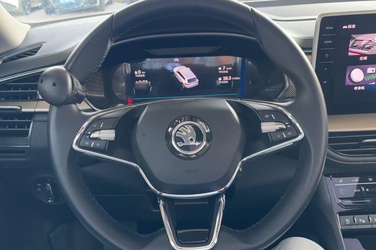 Used Skoda Kodiaq 2022 Restyled TSI330 7-Seater Two-Wheel-Drive Luxury Edition Steering Wheel
