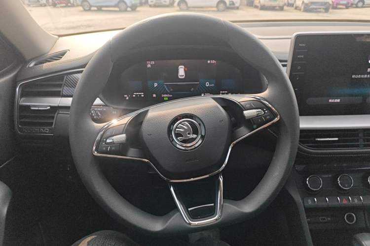 Used Skoda Kodiaq 2022 Facelifted TSI330 5-Seater Two-Wheel-Drive Luxury Edition Steering Wheel