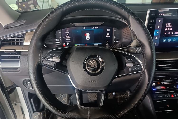 Used Skoda Kodiaq 2022 Restyled TSI330 7-Seater Two-Wheel-Drive Luxury Edition Steering Wheel