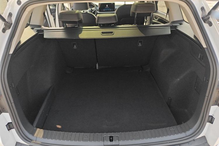 Used Skoda Kodiaq 2022 Facelifted TSI330 5-Seater Two-Wheel-Drive Luxury Edition Trunk